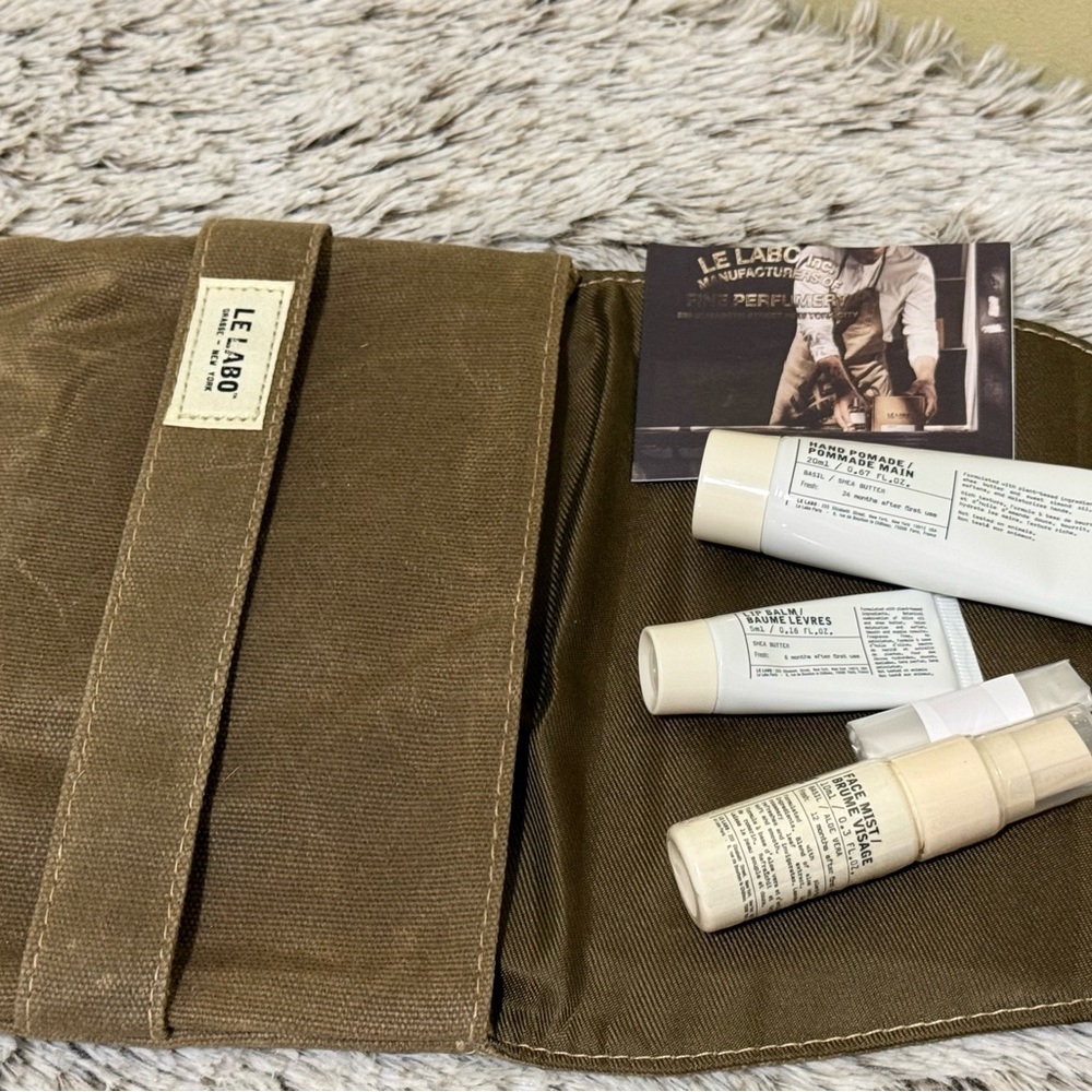 Le Labo Tan Toiletry Bag for Men - Picture 2 of 6